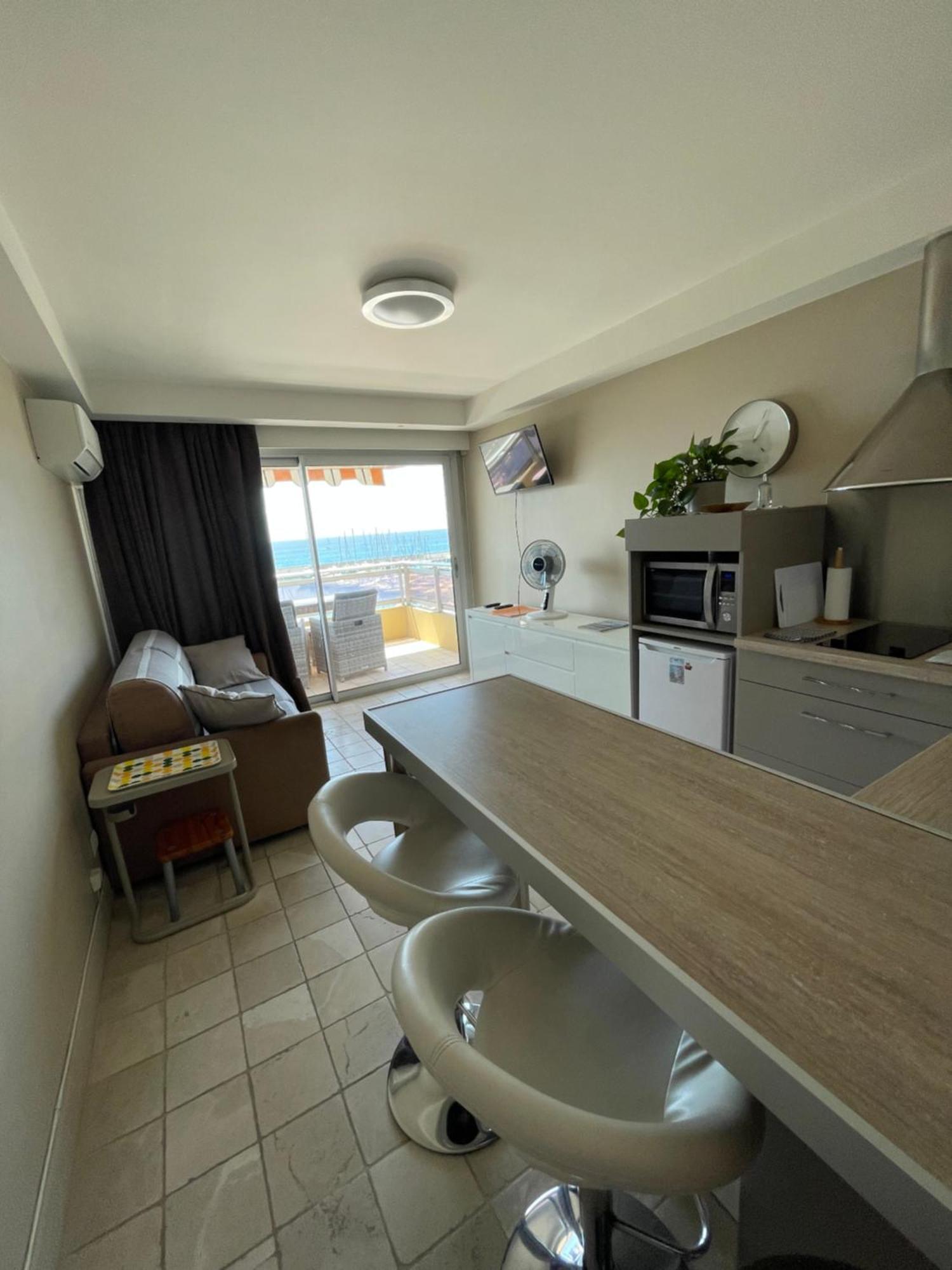 Superbe Appartement En Bord De Mer, Pres Du Centre Et Des Plages Menton Buitenkant foto