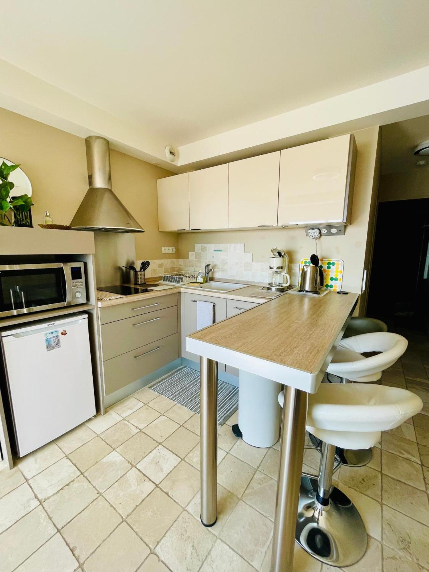 Superbe Appartement En Bord De Mer, Pres Du Centre Et Des Plages Menton Buitenkant foto