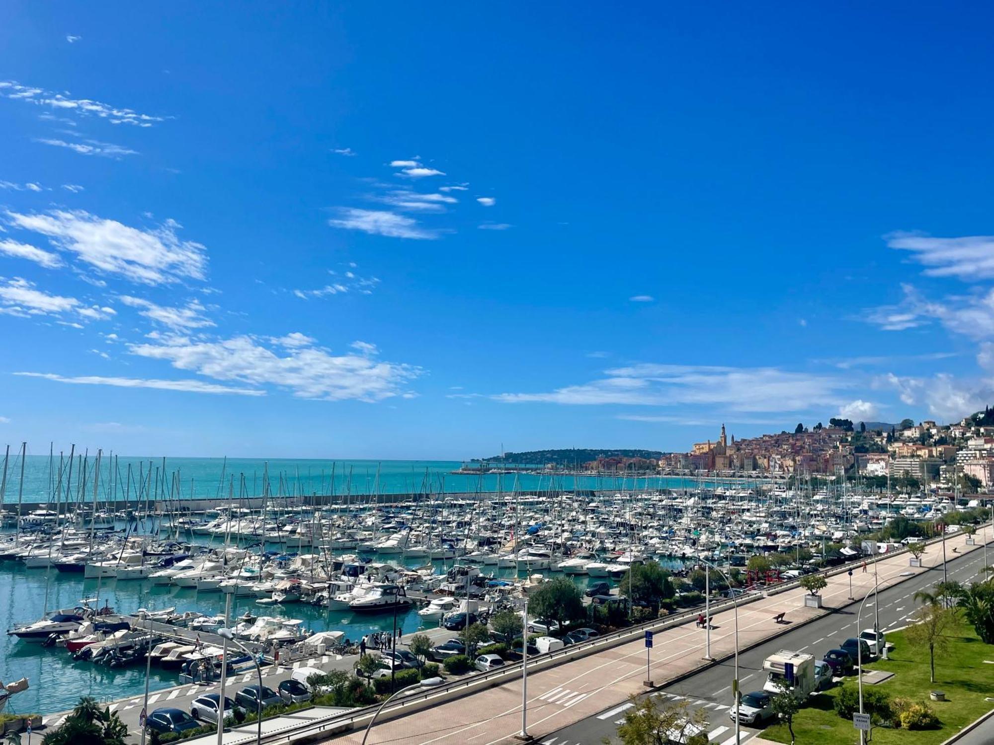 Superbe Appartement En Bord De Mer, Pres Du Centre Et Des Plages Menton Buitenkant foto