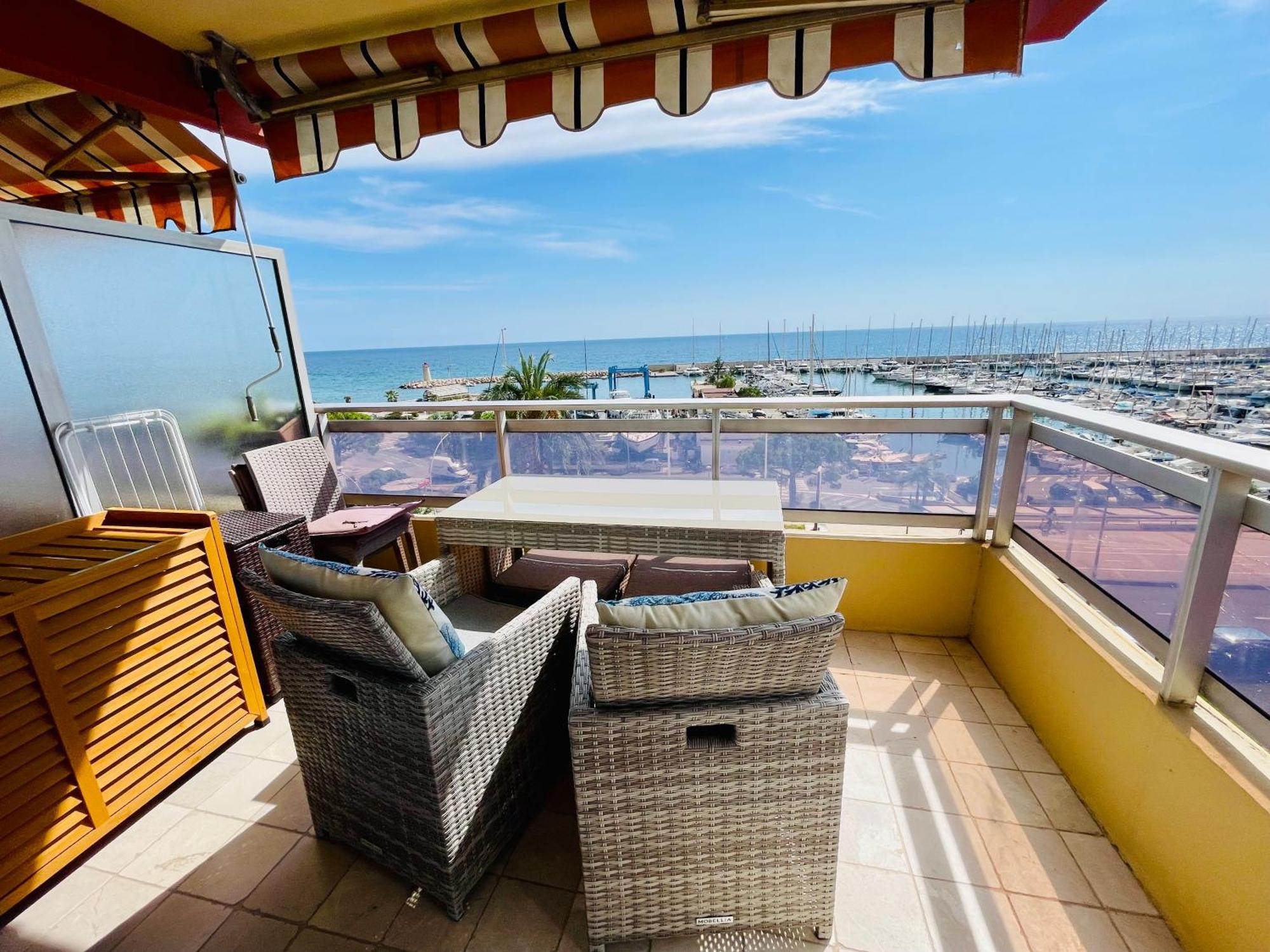Superbe Appartement En Bord De Mer, Pres Du Centre Et Des Plages Menton Buitenkant foto
